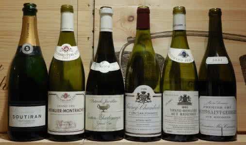 ���ں�ƽ��ڱ���